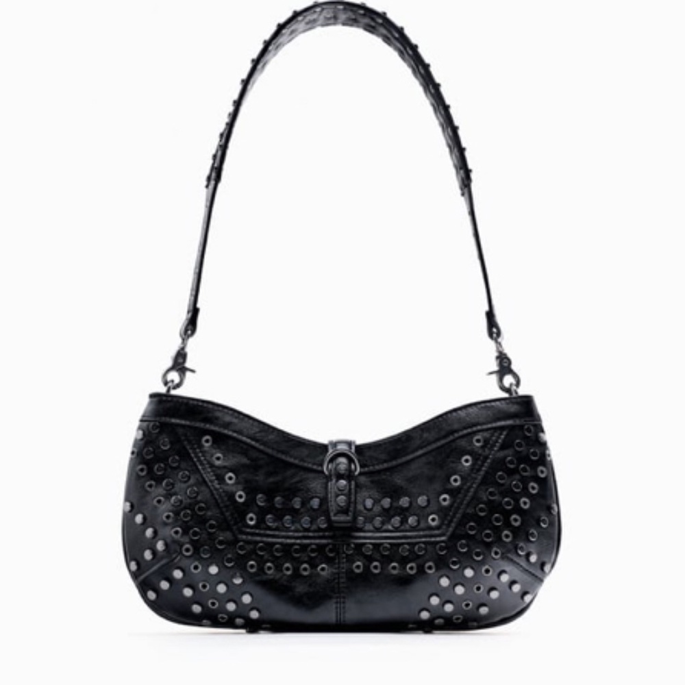 Black shoulder bad with studs - New